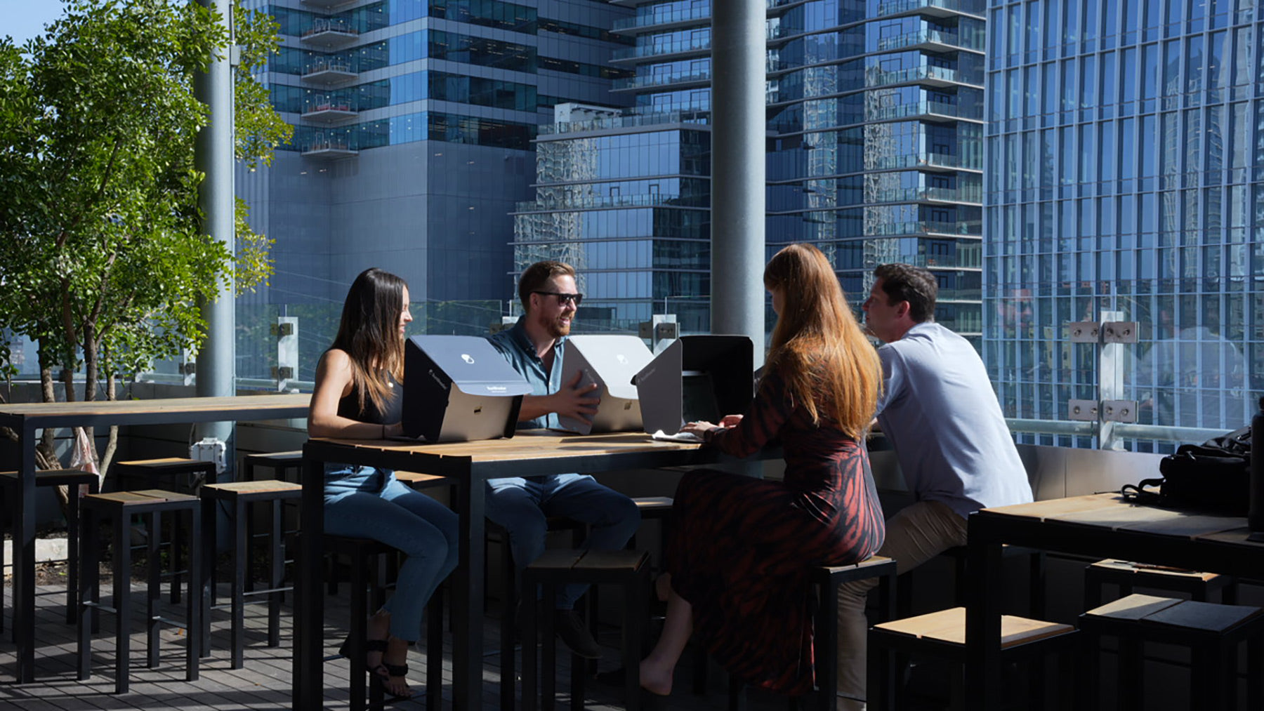 Maximizing Productivity with the advanced laptop shade: SunShader