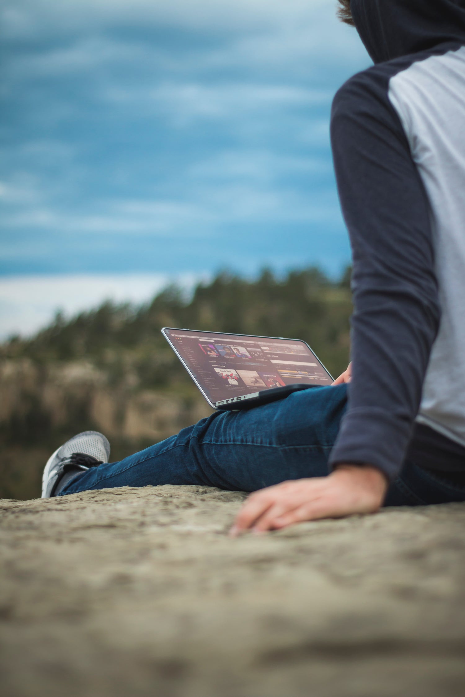 Understanding Laptop Shades: The Basics